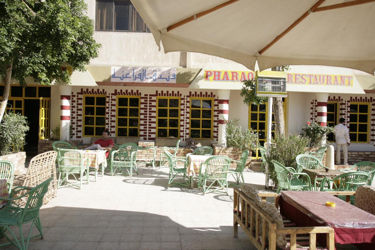 Pharaohs Hotel Louxor Extérieur photo