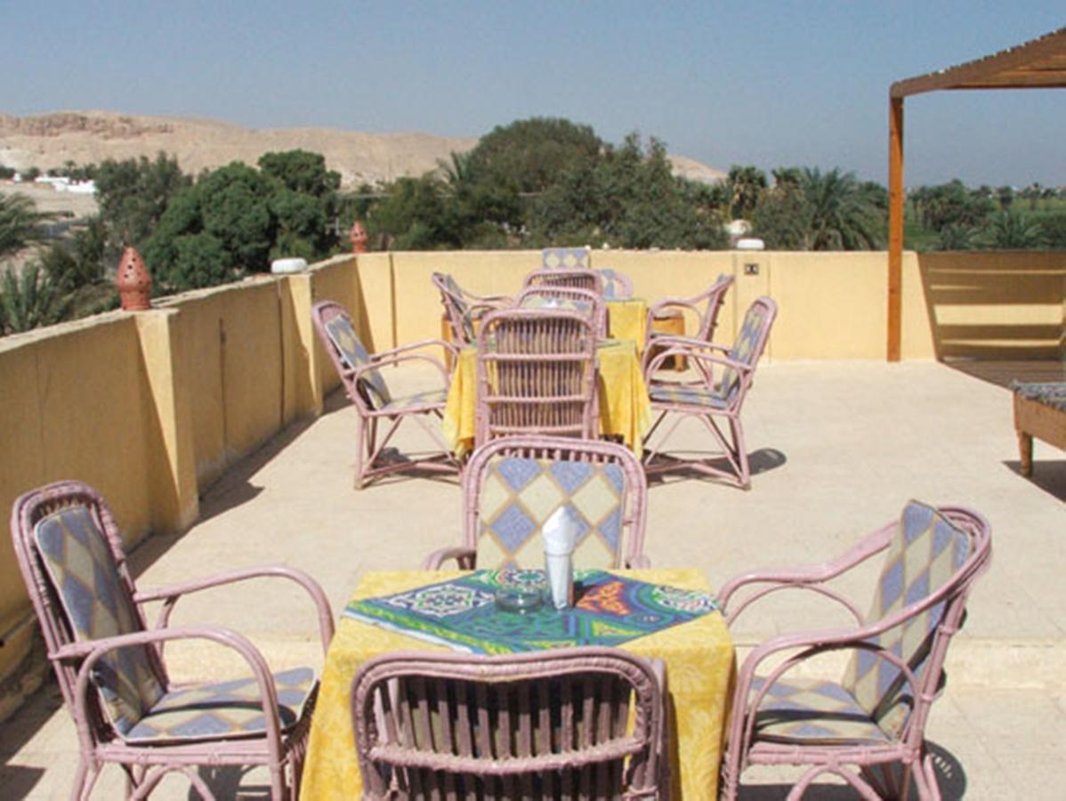 Pharaohs Hotel Louxor Extérieur photo