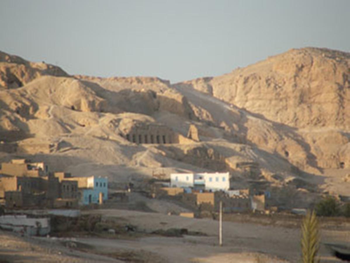 Pharaohs Hotel Louxor Extérieur photo